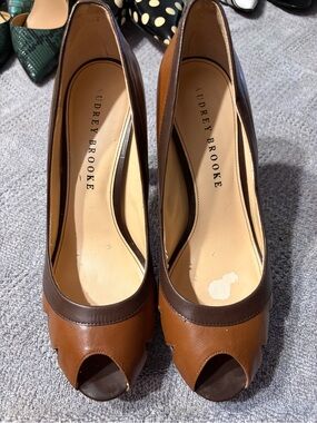 Audrey Brooke Two-Tone Brown Peep Toe Pumps